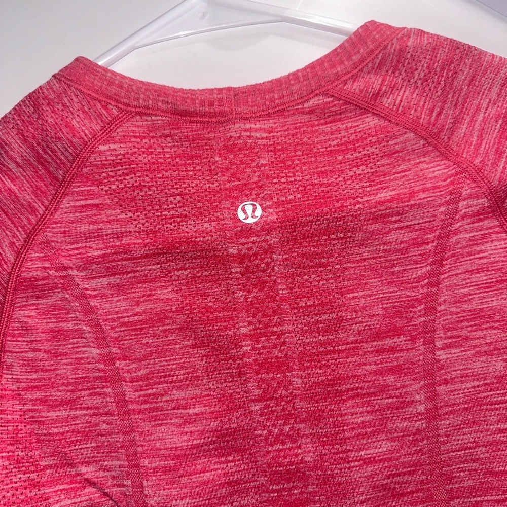 Lululemon Swiftly Tech Short Sleeve shirt 2.0